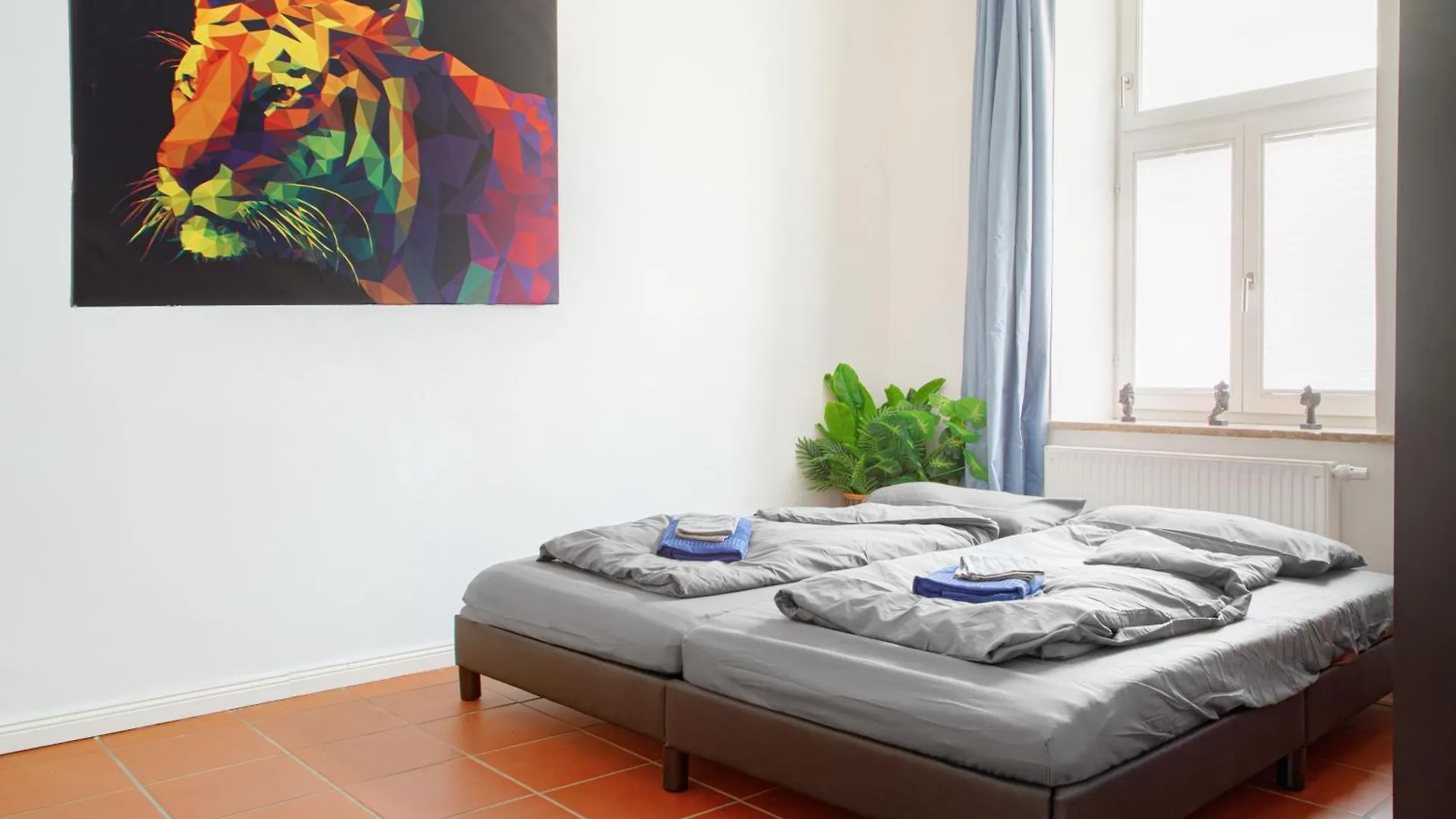 Stilvolle, Moderne Wohnung, Im Herzen Von Muenchen, Nahe Isar contacts